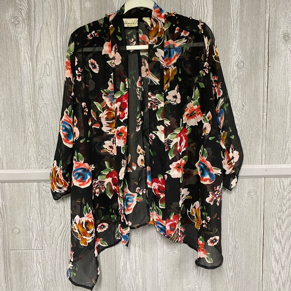 Black Sheer Floral Gimmicks By BKE Cape Size S EUC